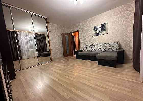 Сдается:Однокомнатная квартира Этаж:6/9 Район:Пролетарский Ближайшая остановка:школа Донецк