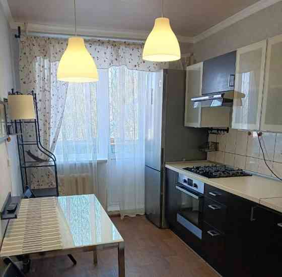 Сдается 2-комнатная квартира на длительный срок в Кировском районе по ул. Кирова. Донецк