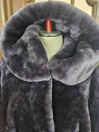 р.52-56 Шубка из меха мутона как новая Макеевка