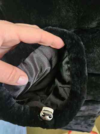 р.44 Новая шубка из меха бобра с капюшоном Макеевка