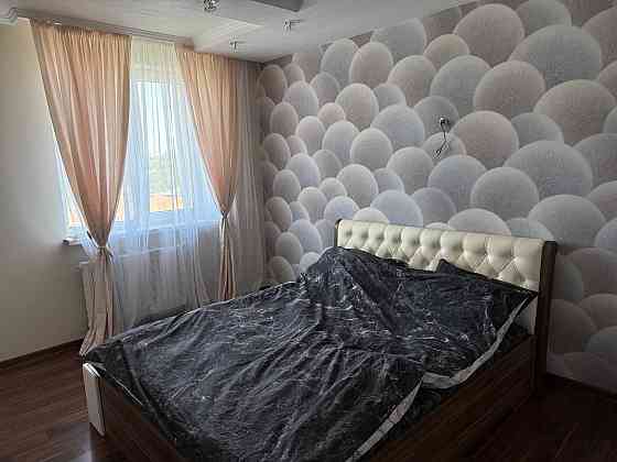 Аренда 3х комн.14/16. Ленинский р-н, ул. Аравийская Донецк