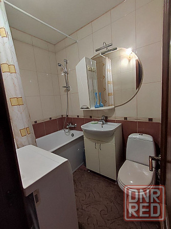 Продам 2-х ком. квартиру вместе с капитальным гаражом в Ленинском р-не Донецка. Донецк - изображение 8