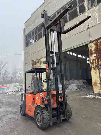 Вилочный погрузчик Балканкар 3тн. Донецк