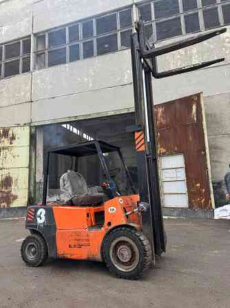 Вилочный погрузчик Балканкар 3тн. Донецк