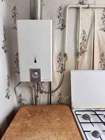 Продам 2 ком.кв.на Азотном. Донецк