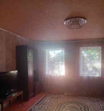 Продам дом 134 м2, шахта 12/18, 20 соток земли Донецк