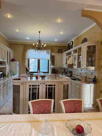 Благоустроенный дом 600 м2 на участке 18 соток Донецк