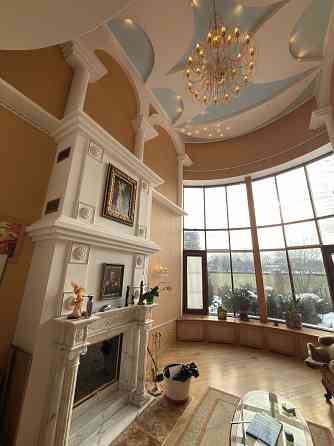 Благоустроенный дом 600 м2 на участке 18 соток Донецк