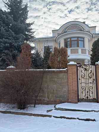 Благоустроенный дом 600 м2 на участке 18 соток Донецк