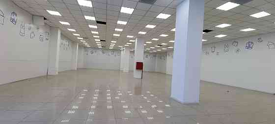 Сдам торговую площадь 460 м² в Будённовском районе, Торговый Центр Майский. Ремонт. Отдельный вход. Донецк