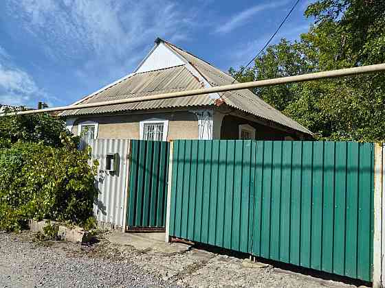 Продам дом в Пролетарском р-не. Газ. Санузел. Ванна. Огород! Донецк