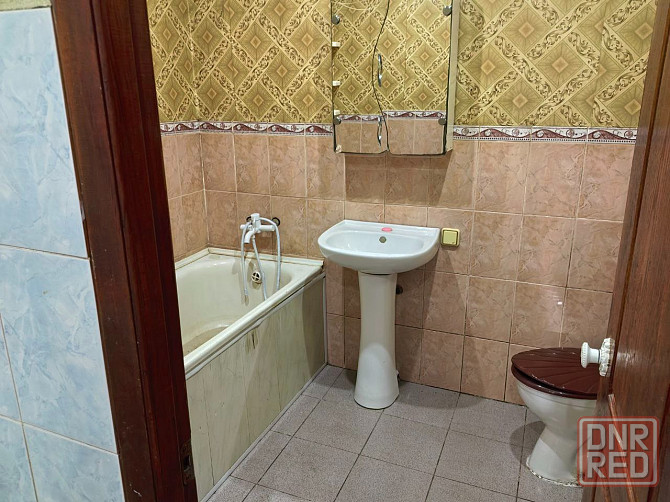 Продам дом в Пролетарском р-не. Газ. Санузел. Ванна. Огород! Донецк - изображение 7