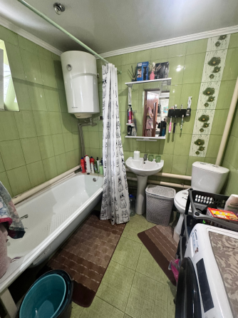 Продам газифицированный дом с приватизированной землей Иловайск Пл . Ленина Иловайск