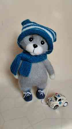 Котики вязаные ручная работа 30 см Донецк