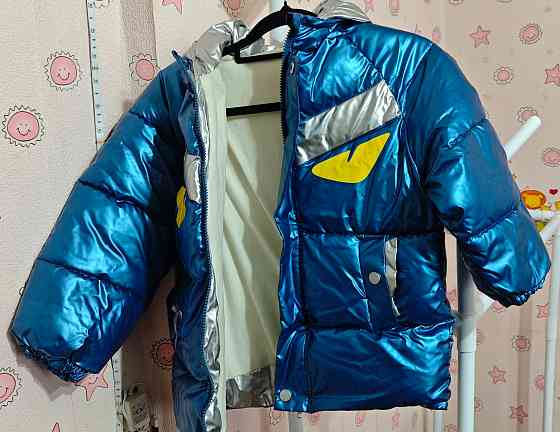 Продам детскую куртку Донецк