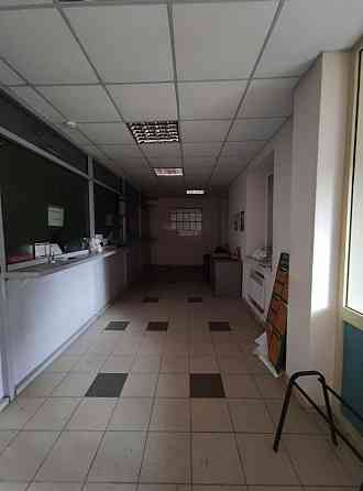 Продам коммерческое помещение под банк в Донецке Донецк