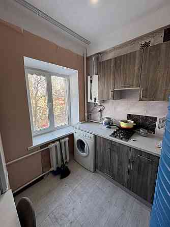 Продам 2-х ком.3/5 Центр города Белый лебедь ремонтом Донецк