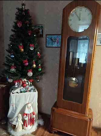 Напольные механические часы Макеевка