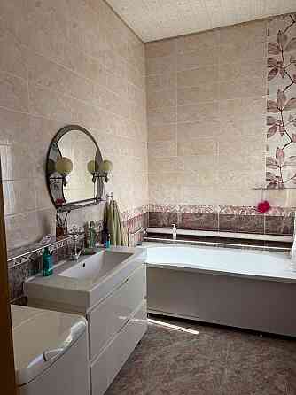 Дом 271.50м2 рн. ул. Барбюса Луганск