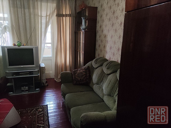 Срочная продажа,2-комн. сталинка 52.3 м² в Калин-м р-не. Престиж центра, цена спокойного района Донецк - изображение 1