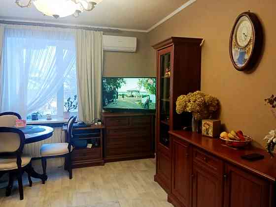 Продаётся 3 к.кв. м-н Смолянка. Донецк