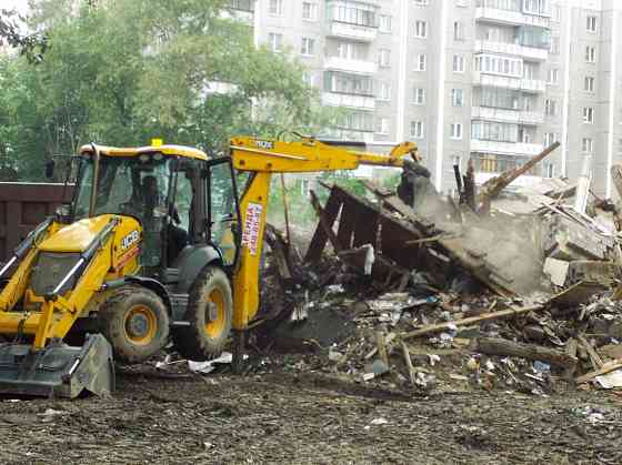 Вывоз мусора, погрузка мусора, расчистка территорий трактором Донецк