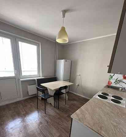 Сдается: Однокомнатная квартира Улица Щетинина Этаж: 7/9 с водой проблем нет Район: Пролетарский Донецк