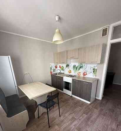 Сдается: Однокомнатная квартира Улица Щетинина Этаж: 7/9 с водой проблем нет Район: Пролетарский Донецк