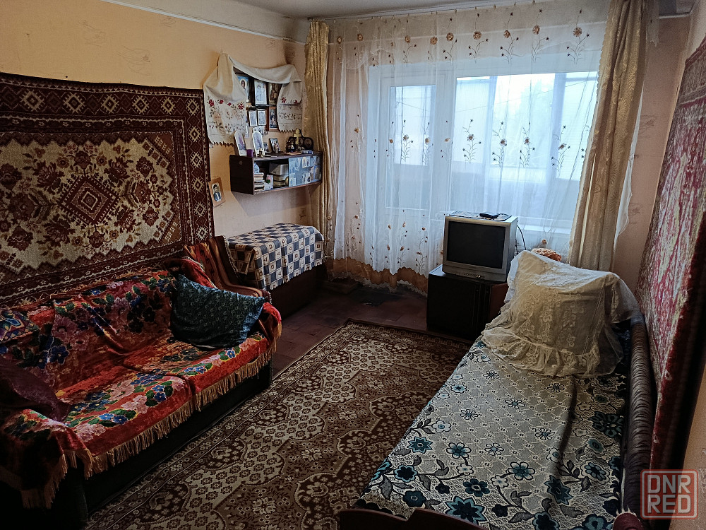 Продам 1 ком кв. От собственника мкр-н Октябрьский, пр-т Кремлевский д 3. Донецк - изображение 1