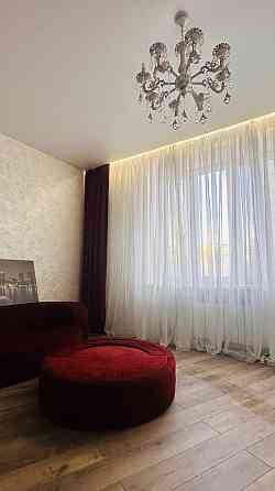 Сдам роскошную 2 к. кв., пл. Ленина, вода круглосуточно Донецк