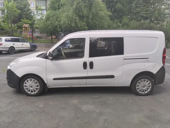 Продам Opel Combo D 1.6 CDTI он же фиат добло 2014г. макси база Донецк