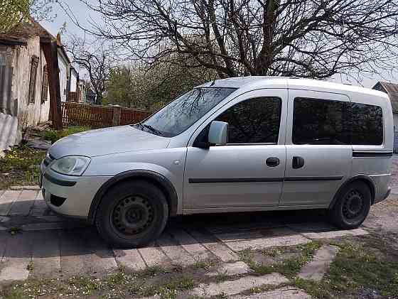 Продам Опель комбо Шахтерск