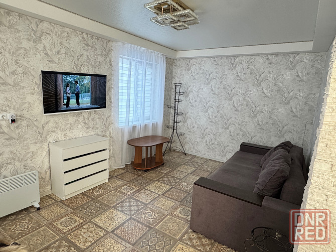 Студия посуточно в центре район собора Горловка - изображение 1