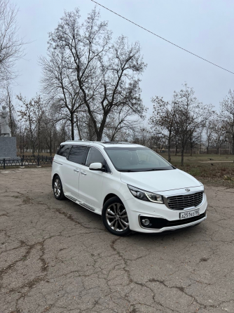 Продажа авто Kia Carnival Макеевка