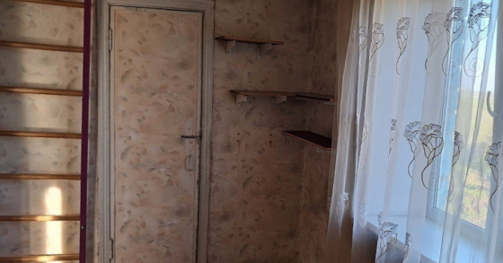 Продам 2-х комнатную кв-ру г. Макеевка, "Почта", кв-л Комсомольский Макеевка