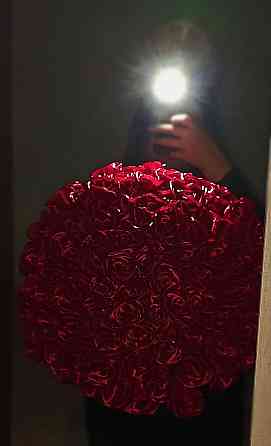 Букет из 101 атласной розы Донецк