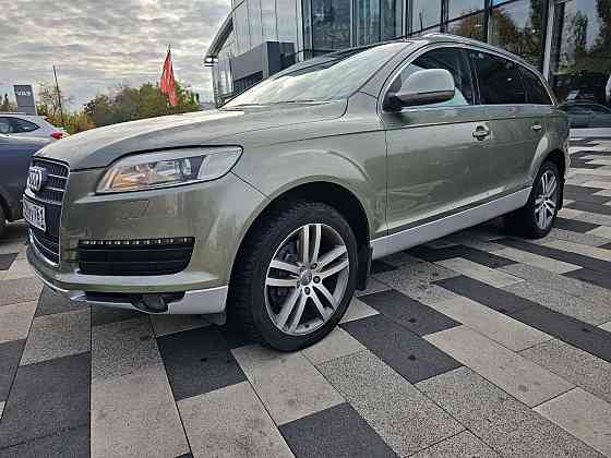 AUDI Q7 Донецк
