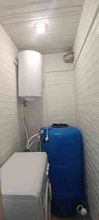 Сдам 1-но комн 3/9 в Калининском районе. Всё есть. Накопительный и нагревательный бак Донецк