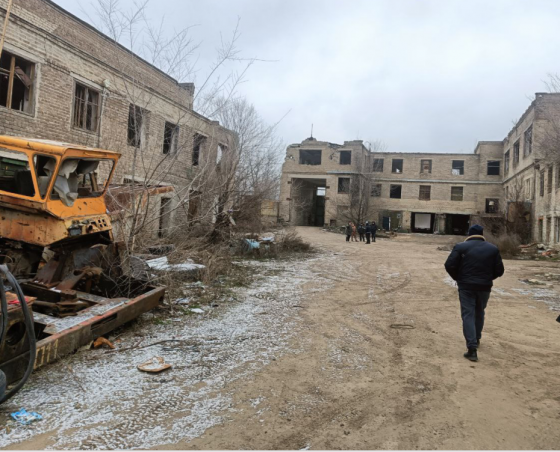 Продается база с производственными и административными помещениями, г. Докучаевск Докучаевск