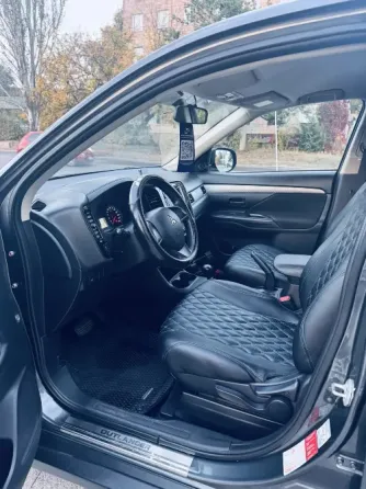MITSUBISHI OUTLANDER Донецк