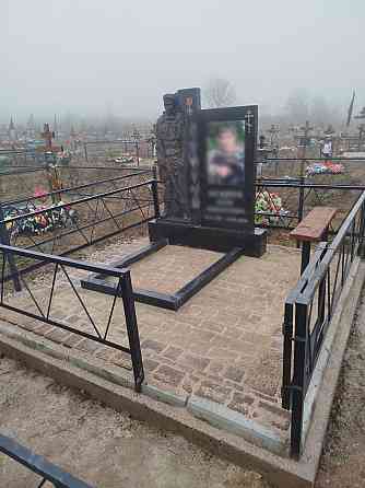 Изготовление и установка памятников из гранита Донецк