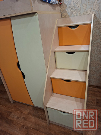 Продам комплект мебели для детской комнаты Макеевка - изображение 2