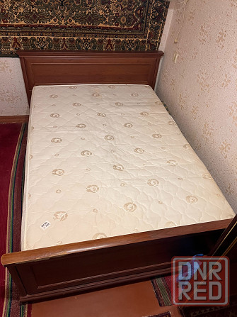 Продам двухспальную каркасную кровать Донецк - изображение 2