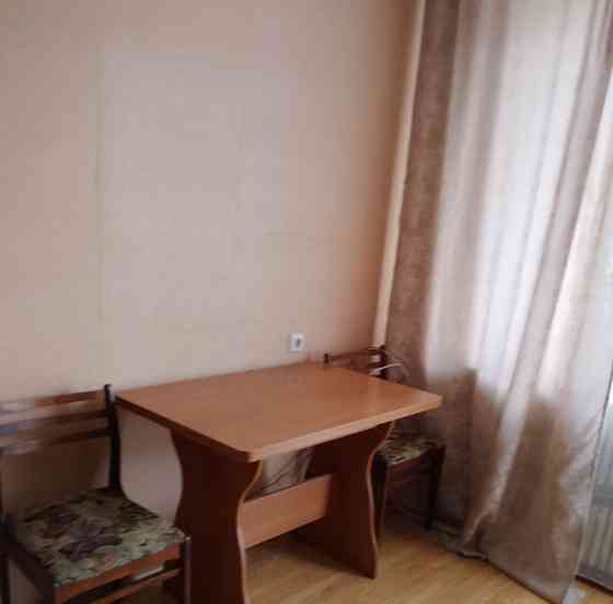 Впервые сдается однокомнатная квартира в Буденовском районе (ориентир караван). Донецк