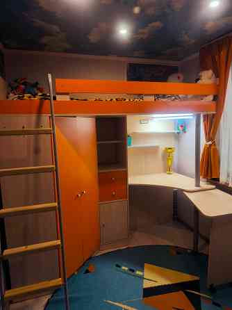 Продам кровать чердак. Макеевка