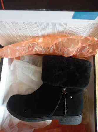 Сапоги классические,полусапожки новые,чёрные,нат.замш и нат.мех,чехословакия р-р40,качество! Донецк