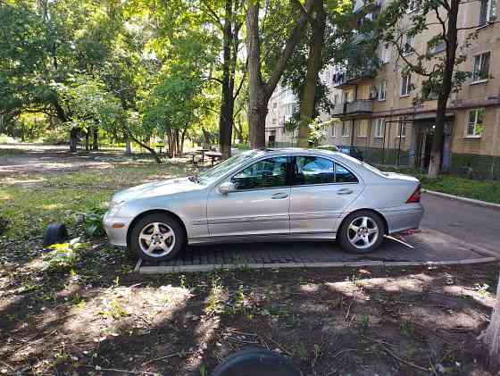 Мерседес С320 Донецк