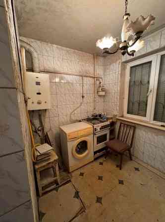 Продам 2 ком кв в Калининском р-н по б.Шахтостроителей Донецк