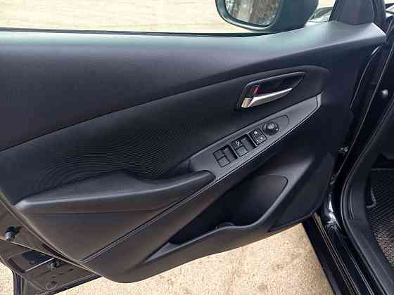 Toyota Yaris 2019год, 1.5, автомат Донецк