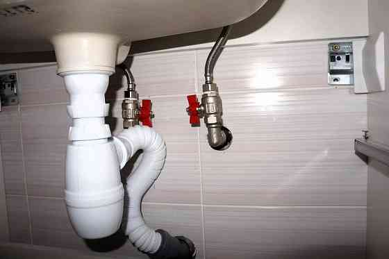 Монтаж водоснабжения, установка насоса и ёмкостей Донецк